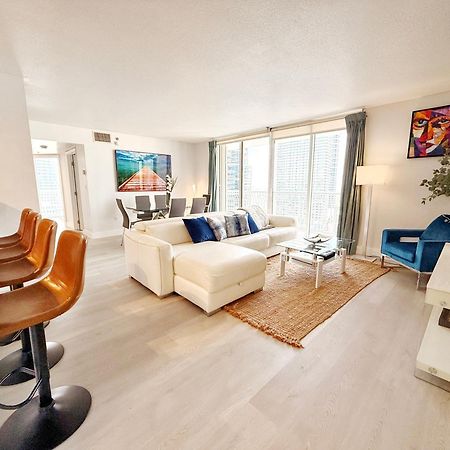 Upscale Brickell 3 Bedroom With Water Views And Free Parking Miami Luaran gambar