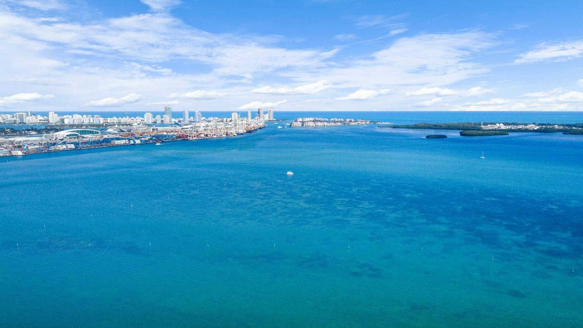 Upscale Brickell 3 Bedroom With Water Views And Free Parking Miami Luaran gambar