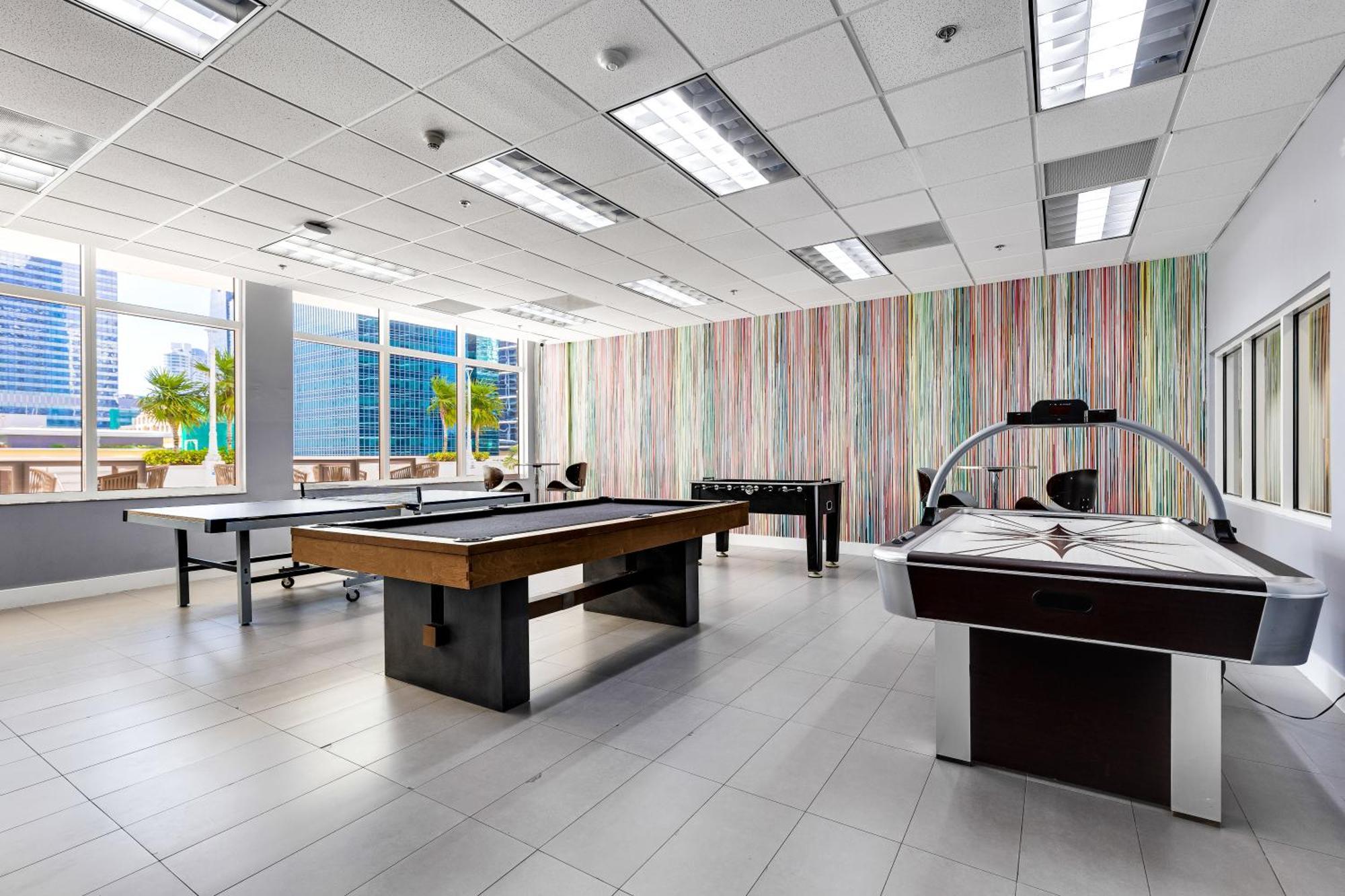 Upscale Brickell 3 Bedroom With Water Views And Free Parking Miami Luaran gambar