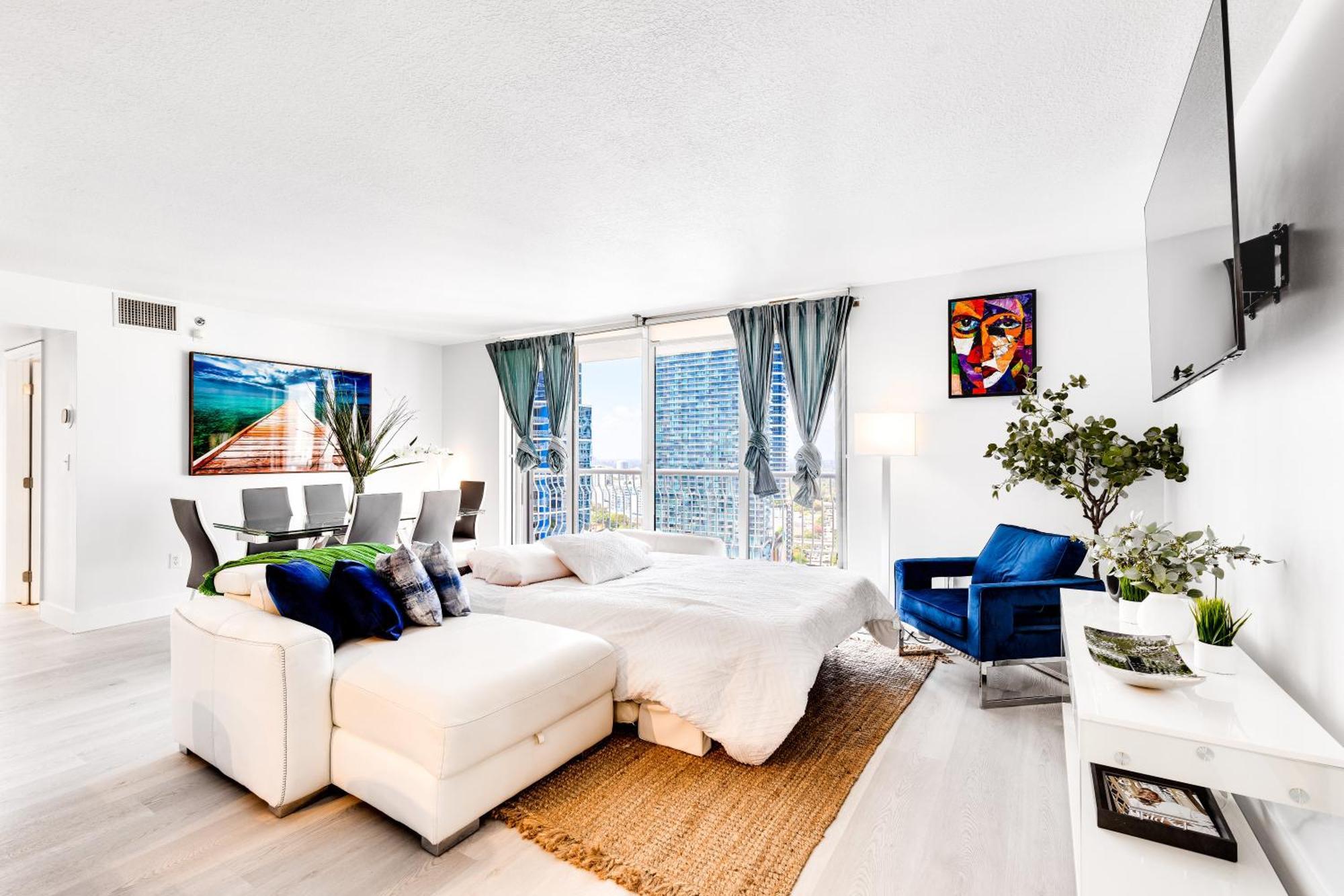 Upscale Brickell 3 Bedroom With Water Views And Free Parking Miami Luaran gambar