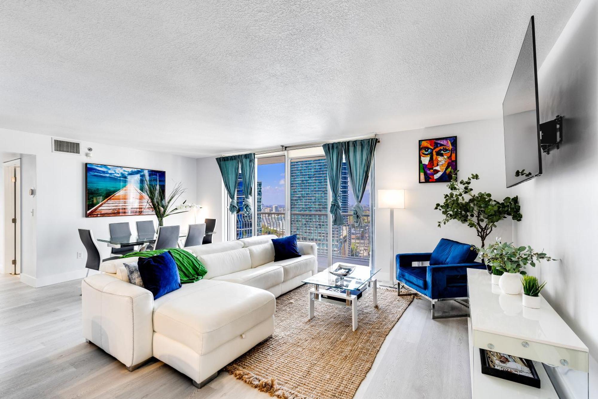 Upscale Brickell 3 Bedroom With Water Views And Free Parking Miami Luaran gambar